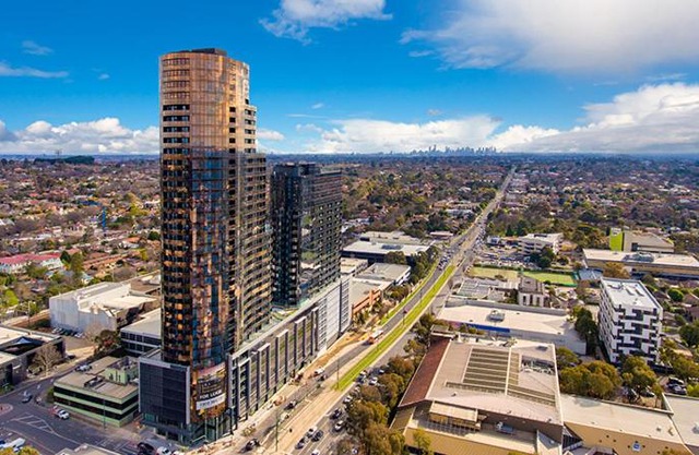 Whitehourse Towers-1BR-1BA-Amazing View-Boxhill