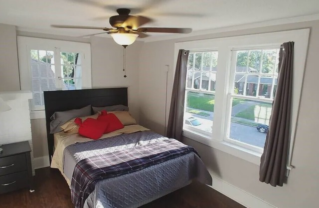 Willett 2 Adorable Two Bedroom