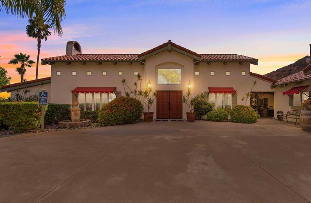 Catch Winery 