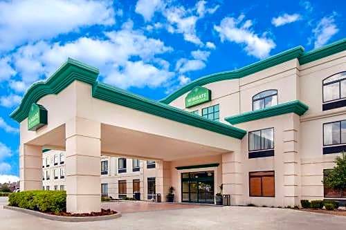Wingate by Wyndham Lafayette Airport