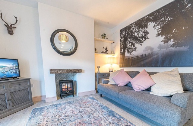 Withesike, is a 2 bedroom first floor apartment in the newly renovated Derwent House in Portinscale.
