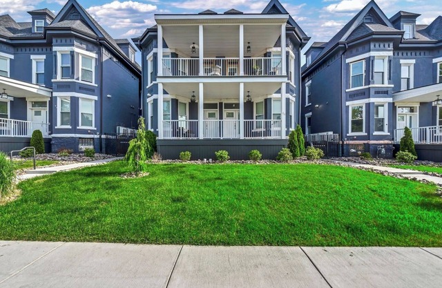 WNY Corporate Rentals 2 Bed 2 Bath (3D)