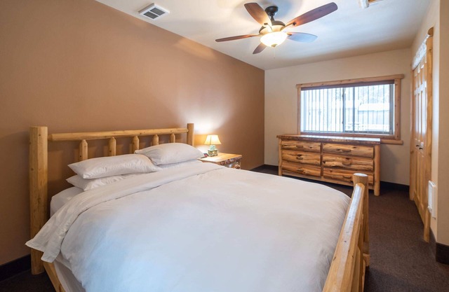 Wolf Lodge at The Totem Lodges