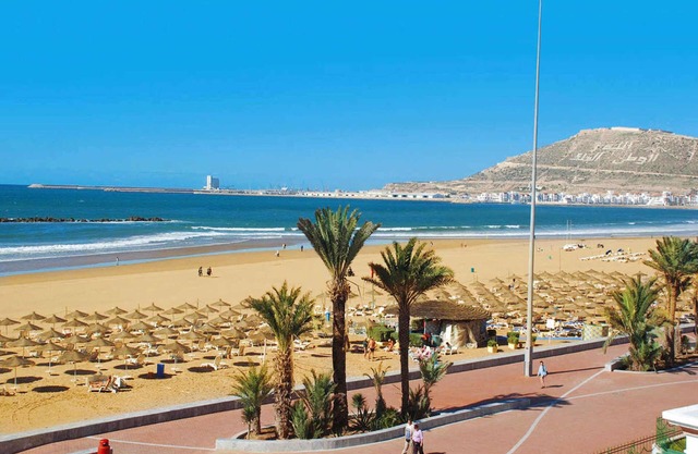 Wonderful 4 Bedrooms Villa Near The Beach Ref: 1098