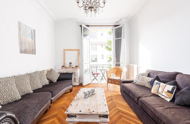 Wonderful and bright apartment close to everything