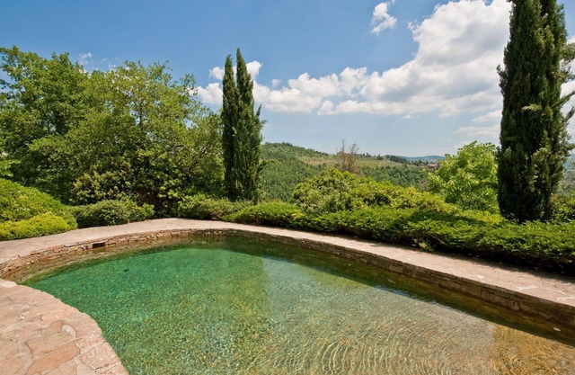 Wonderful private villa for 12 guests with WIFI, A/C, private pool, TV, patio and panoramic view