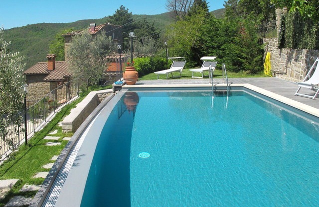 Wonderful private villa for 6 guests with private pool, TV and terrace