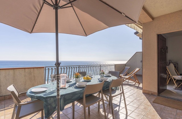 Wonderful villa for 9 people with WIFI, terrace, pets allowed and parking