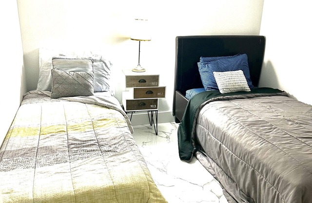 Wonderfull Design Distric Bedroom