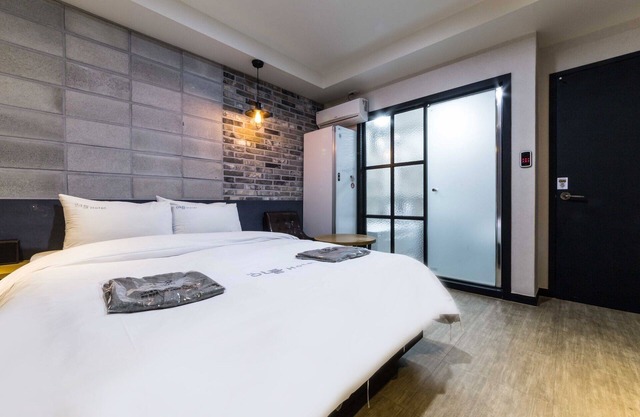 Wonju Two Days Hotel