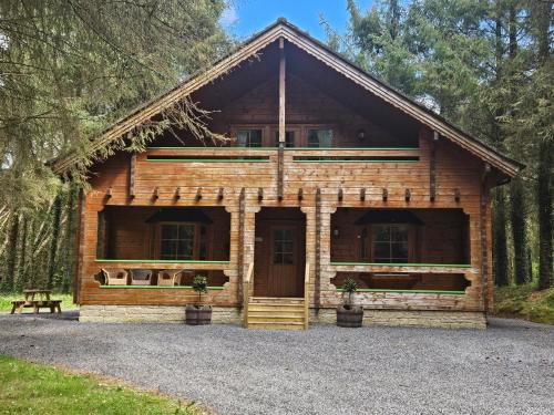 Woodland Log Cabin