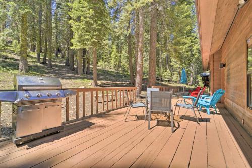 Wraparound Deck and Pool Access Truckee Cabin