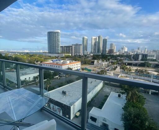 Wynwood Execsuitelux