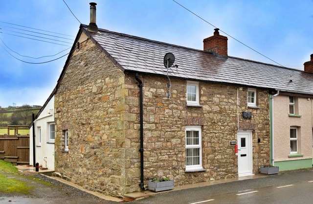 Y Bwthyn - 2 bed, pet friendly