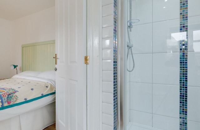 Ysgubor Glyn - Two Bedroom House, Sleeps 4