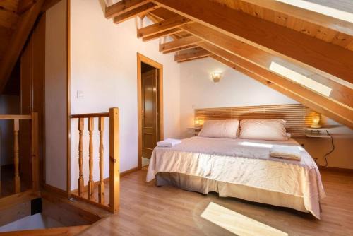 Biescas Apartment | Ático abuhardillado l Céntrico l Garaje l Trastero