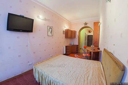 Lviv City Center Apartment | Біля Медичного університету на вулиці Кониського 5 бічна Личаківської