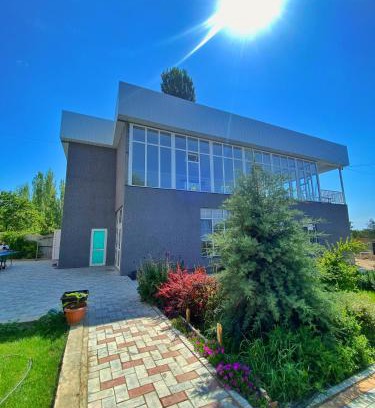 Bulan-Sogottu House | Гостевой дом Дастан, Guest House Dastan