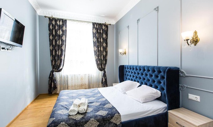 Lviv City Center Apartment | Дизайнерська ВІП квартира по вулиці Куліша 14