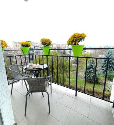 Chernovtsy Apartment | Затишна красива квартира-студія в новобудові з балконом
