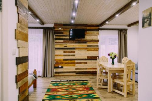 Yaremche Cabin | Котедж "Солард"