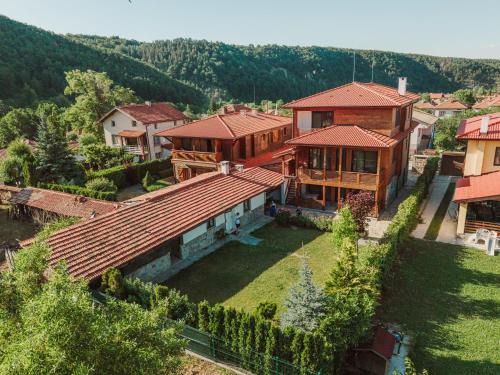 Raduil House | Къща за гости "Фамилия"