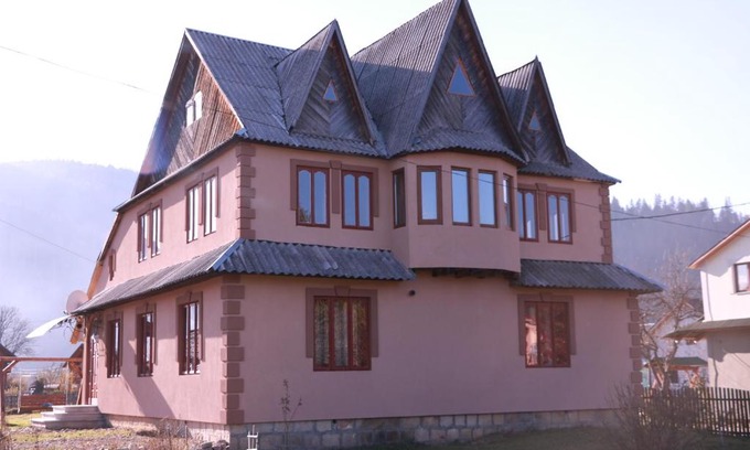 Mykulychyn House | Магія гір