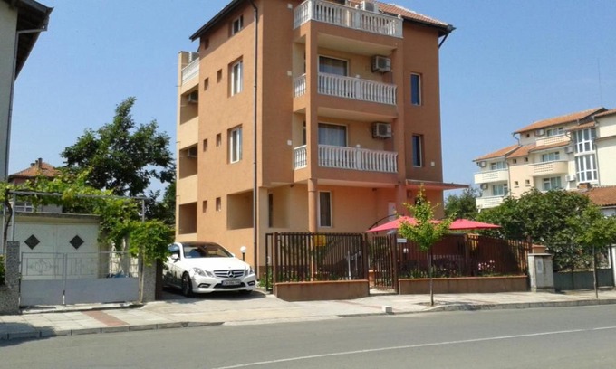 Lozenets House | Петкови Лозенец