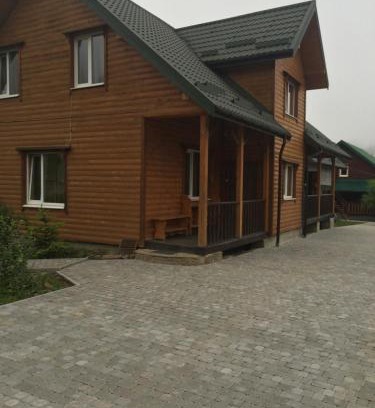 Slavske House | Сонячні Карпати