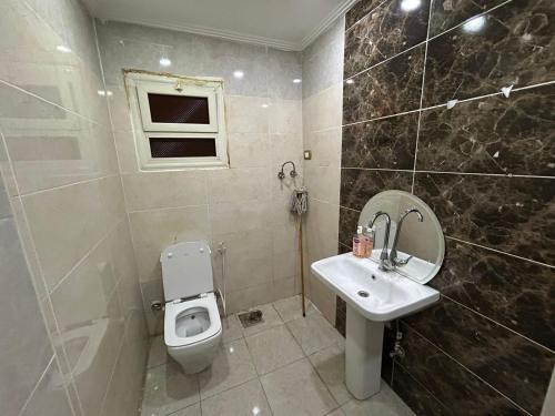 Oula Apartment | شقة على النيل بشارع مراد