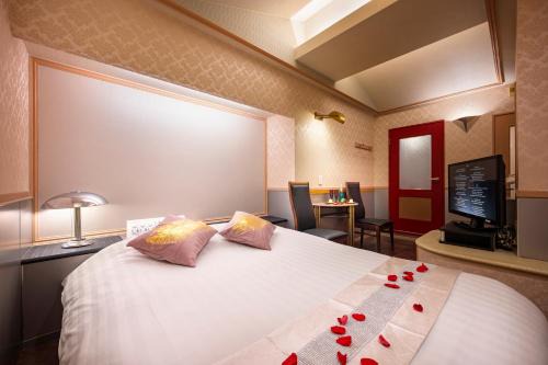 Shibuya Hotel | ホテルシェヌーAdult Only