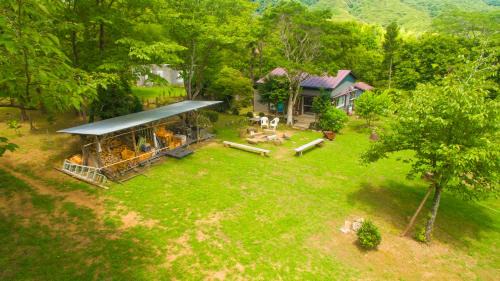 Minamiizu Ski Chalet | 新緑の南伊豆焚き火の宿ノキロ