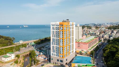 Donghae Hotel | 동해 파인앤유오션시티 호텔 by에스앤디