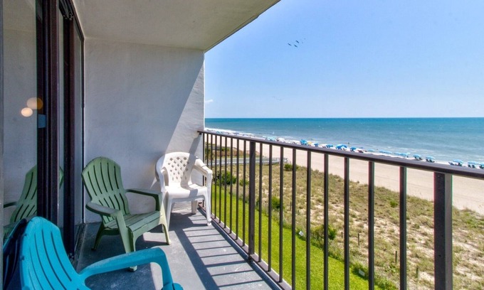Wilmington Beach Condo | 0509 Oceanfront Getaway by Atlantic Towers