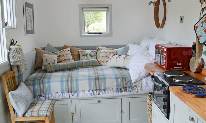 Inchnadamph Cottage | 1 bedroom accommodation in Inchnadamph, near Lochinver