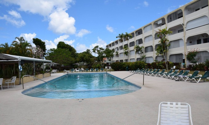 Sandy Lane Apartment | 1 Bedroom flat, Air. Cond, Swimming Pool, 10 minutes from Beach