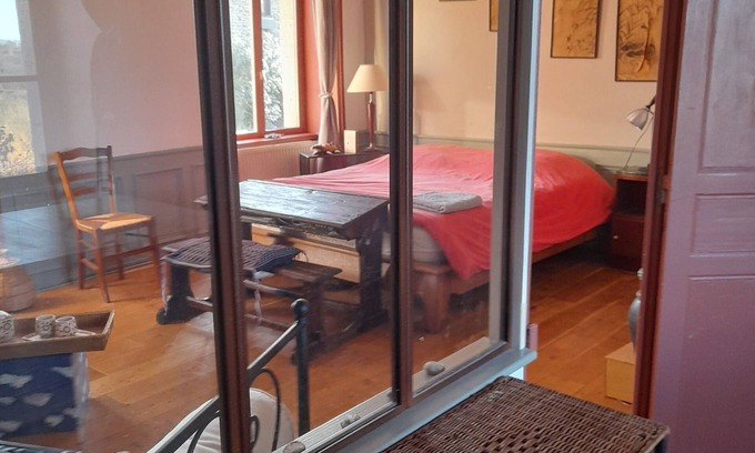 La Vicomte-sur-Rance Bed & Breakfast | 1 Bedroom Bed & breakfast in La Vicomté sur Rance