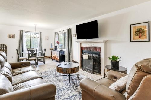 Prescott Apartment | 1 Mi to Whiskey Row and Town Sq Remote Work Hub!