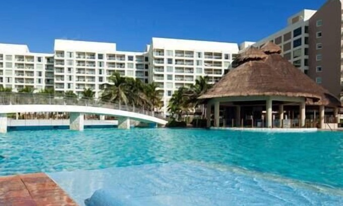 La Isla Resort | 1 Westin Lagunamar Resort & Spa, Luxury!