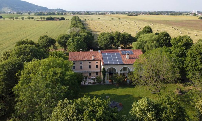 Castegnero Apartment | 100 m² Apartment ∙ 3 bedrooms ∙ 6 guests