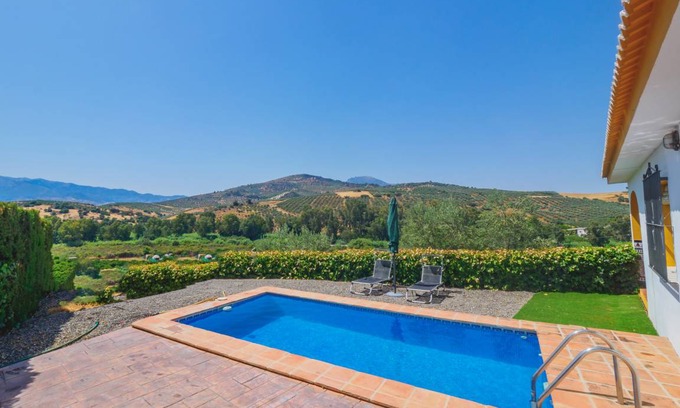 Guaro Cottage | 100 m² Cabin ∙ 3 bedrooms ∙ 6 guests