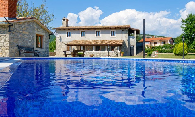 Grabri House | 100 m² House ∙ 3 bedrooms ∙ 6 guests