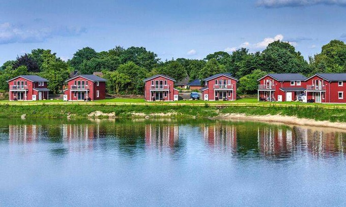 Hechthausen House | 100 m² House ∙ 4 bedrooms ∙ 8 guests