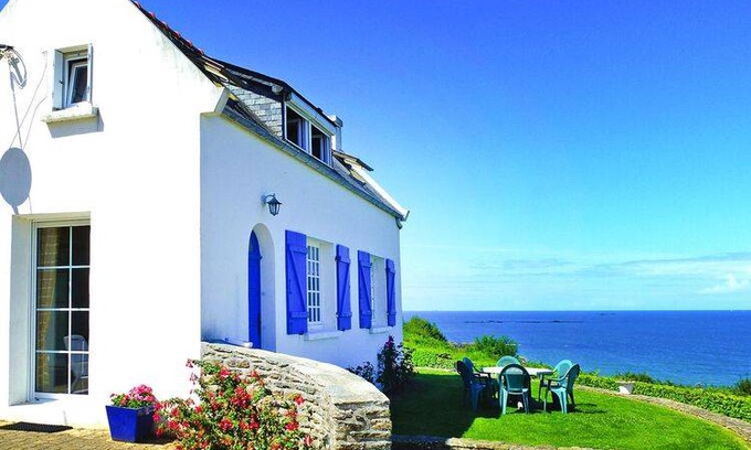 Locquirec House | 104 m² House ∙ 3 bedrooms ∙ 6 guests