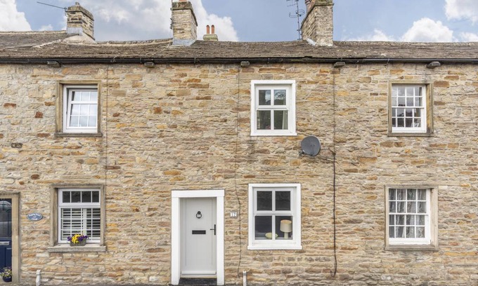 Eshton Cottage | 105 m² Cottage ∙ 2 bedrooms ∙ 4 guests
