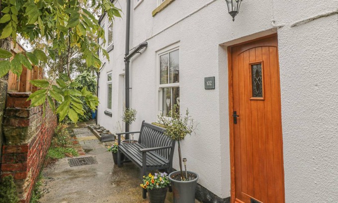 Swainby Cottage | 105 m² Cottage ∙ 2 bedrooms ∙ 3 guests