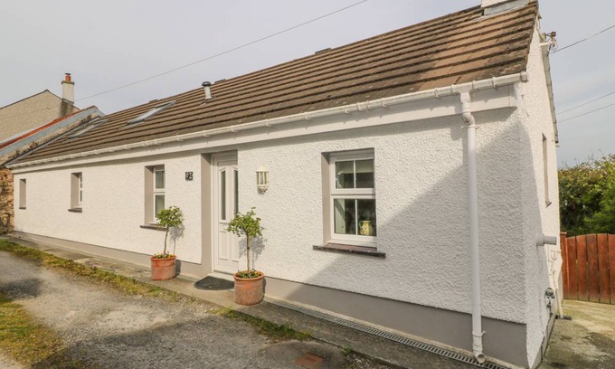 Brynsiencyn Cottage | 105 m² Cottage ∙ 2 bedrooms ∙ 4 guests