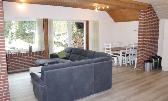 Immerath Apartment | 107 m² Apartment ∙ 2 bedrooms ∙ 5 guests