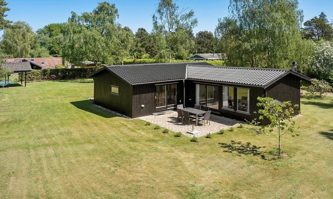 Stege House | 1075 Stege - Ulvshale - Berberisvej 5