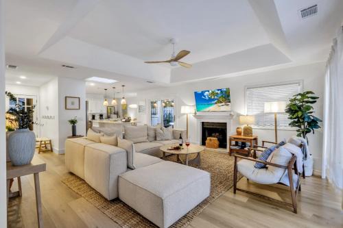 Lawton Woods House | 11 Pender Lane